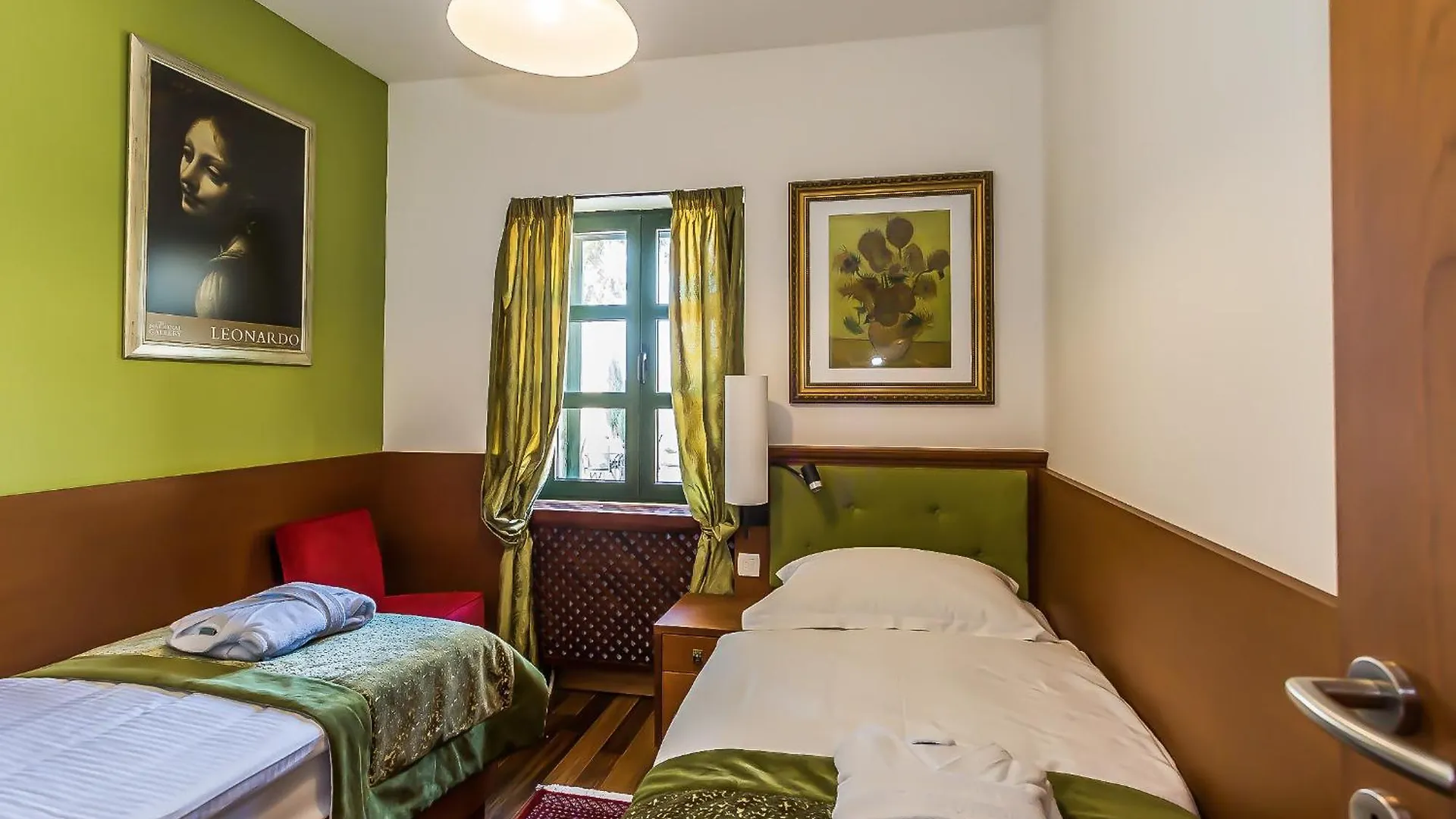 Heritage Hotel & Estate Raznjevica Dvori Ad 1307 Polaca 5*,  Croatia